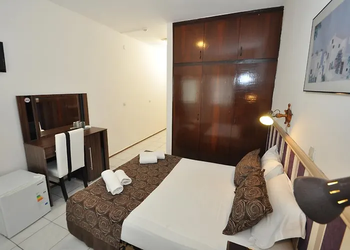 فندق ريس ماريس 3*