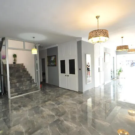 Reis Maris ホテル マルマリス