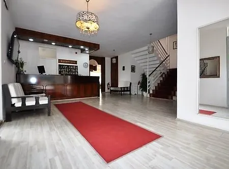 Reis Maris Hotell