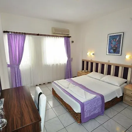 Reis Maris Hotell